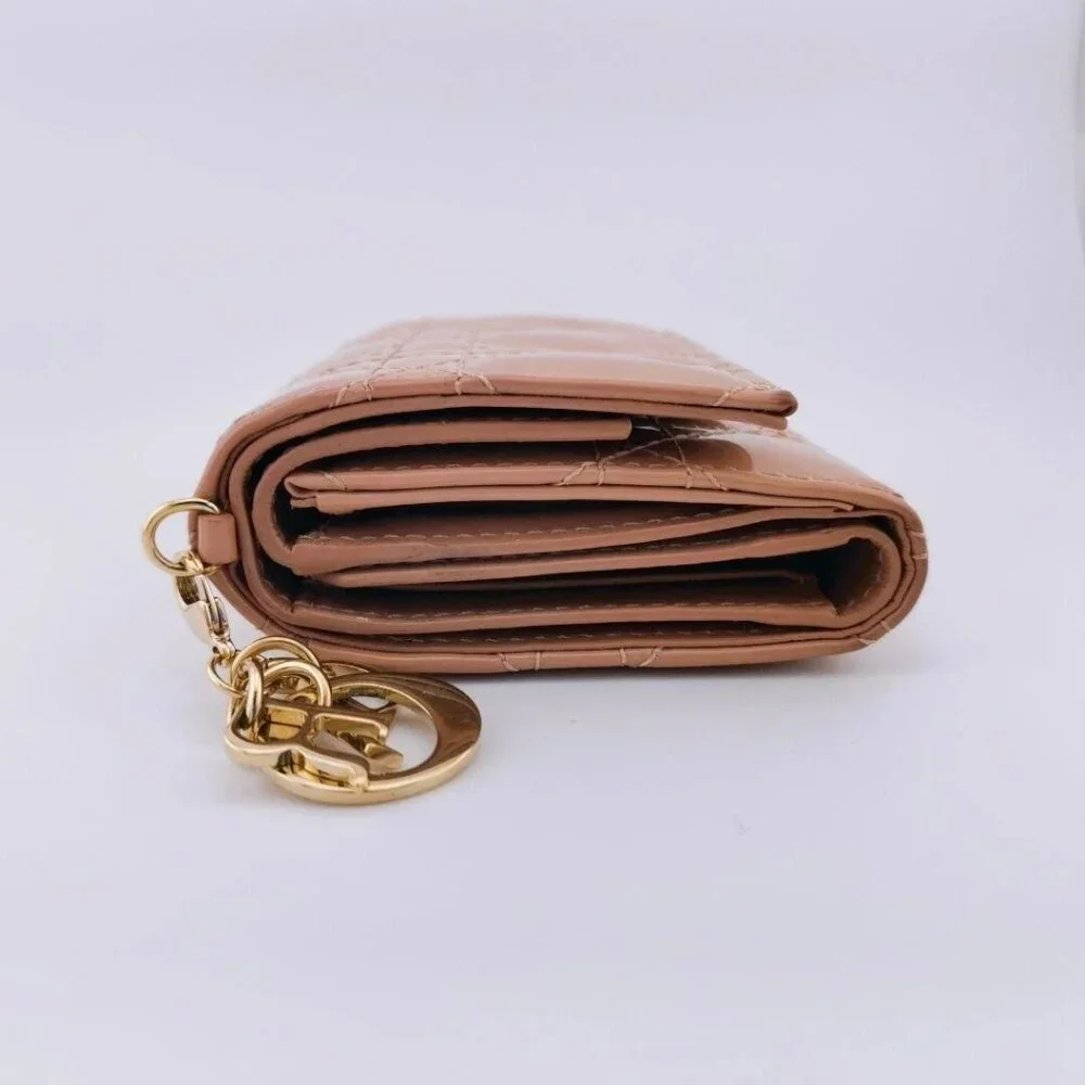 ❤️Authentic Christian Dior Patent Leather Lady Dior Fold Lotus Wallet ❤️